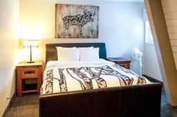 Banff Condo Shared Pool Stunning Mountain Views! - Image 2