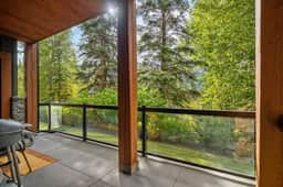Canmore Rockies Getaway| 2BR + Resort Amenities - Image 2
