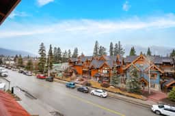 Lux Rooftop Suite in Banff w/ Hot Pools+Mtn Views - Image 4