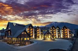 Mountain Getaway: Family & Groups Pool+Waterslide! - Image 2