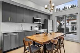 NEW 3BR HotTub-MTN View-Deck-BBQ - Image 3