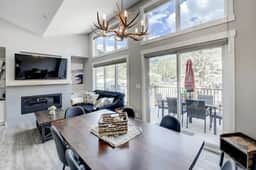 Panoramic Mountain Views, BBQ and Outdoor Patio - Image 2