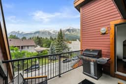 Rockies Balcony: Fireplace, BBQ & Views - Image 2