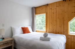 Suite 7 at The Gem | Mountain Stay Near Banff - Image 3