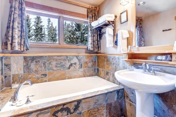 Heart of Canmore- Private Romantic Suite-2 Guests - Image 5