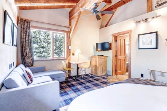 Heart of Canmore- Private Romantic Suite-2 Guests - Image 4