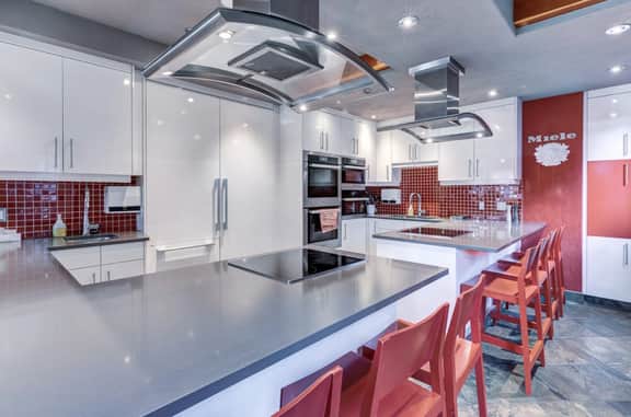 Private Lodge❤️Sleeps 21 Miele Kitchen+Firepit - Image 4