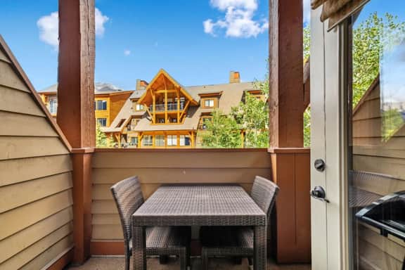 Solara Resort Condo: Fireplace, BBQ & Hot Tub - Image 2