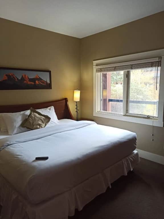Stunning 2-BR Suite with Hot Tub & Mountain Views - Image 2