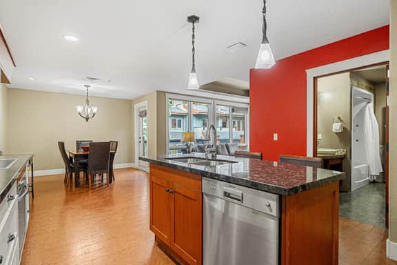 Stylish 1-Bedroom Escape - Image 5