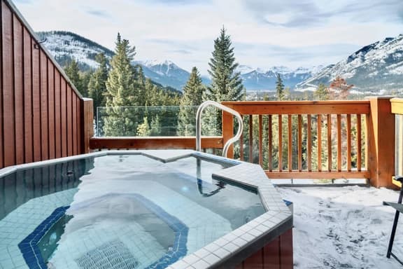 Condo w/Private HOT TUB & Mountain Views! - Image 1