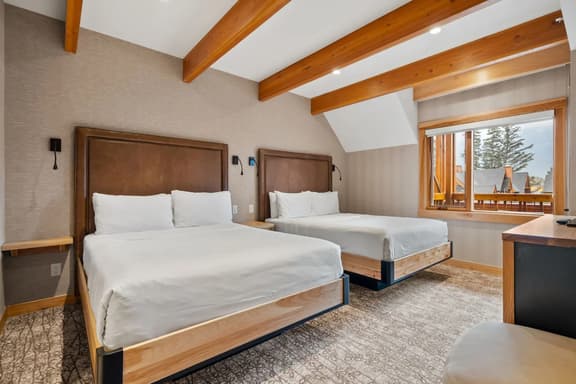 Lux Rooftop Suite in Banff w/ Hot Pools+Mtn Views - Image 1