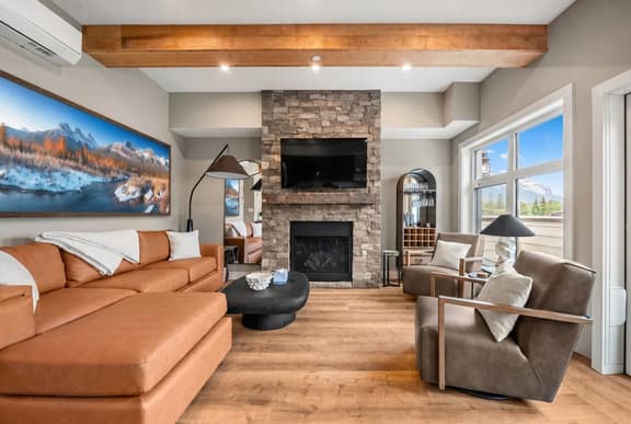Main Street Condo with Rooftop Patio Access - Image 1