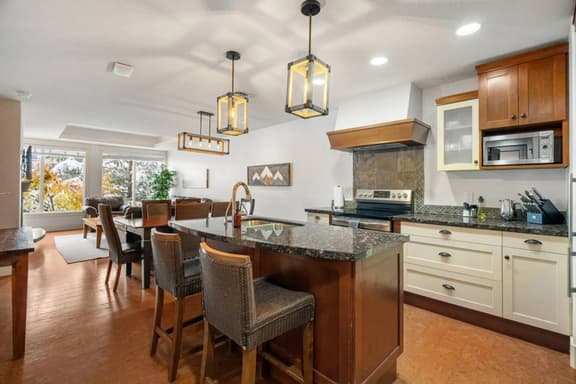 Rocky Mountain Retreat | Sleeps 6 • King + Queen - Image 1