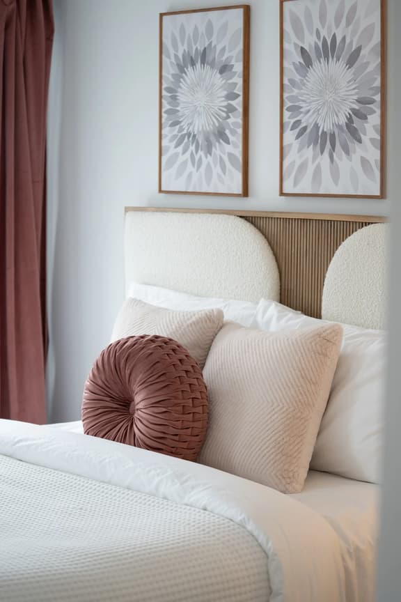 The Ruby Suite | Premium Rocky Mountain Retreat - Image 1